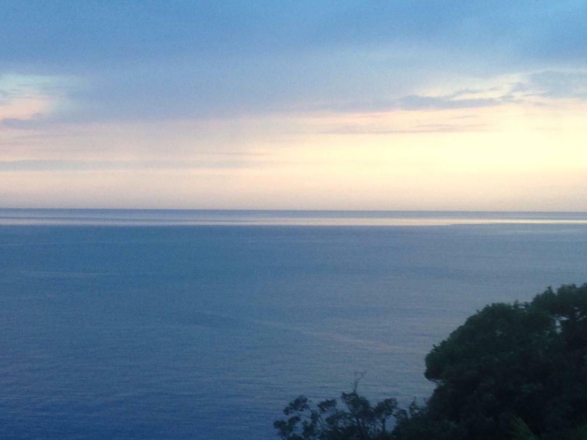 Appartamento Con Super Vista Sul Mare Arenzano Luaran gambar